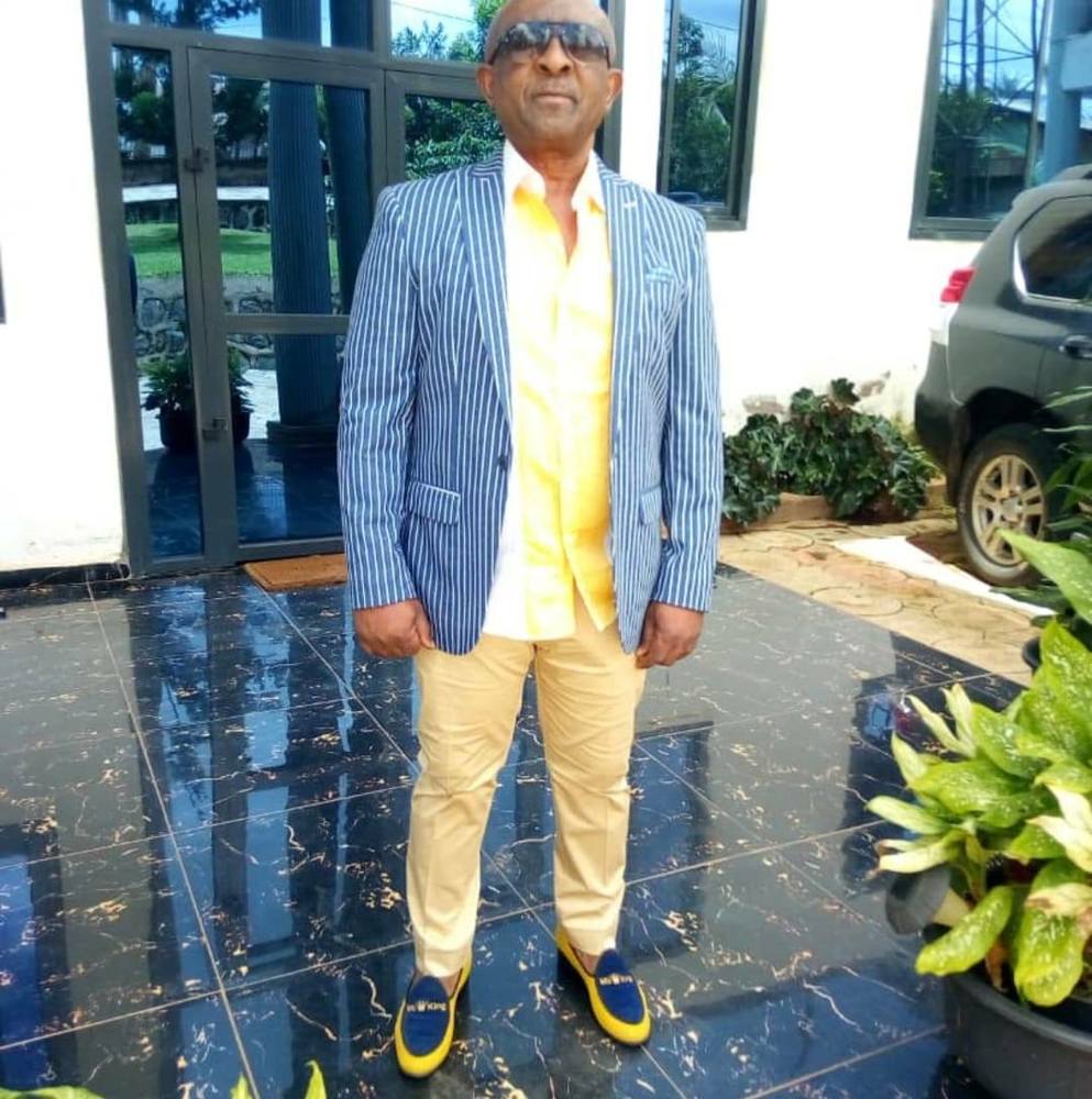 Meet your Posher, Yvette